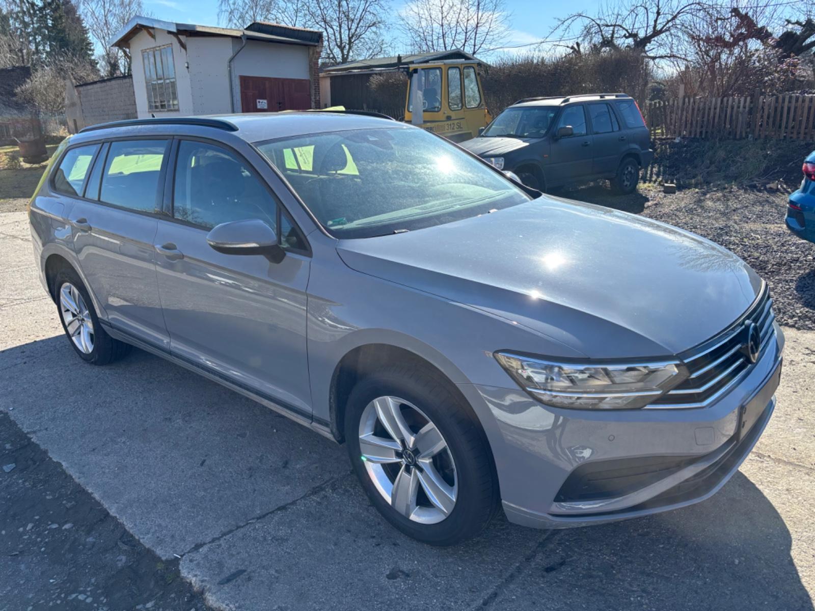 Volkswagen Passat Variant 2.0 TDI 110KM DSG COMFORT