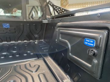 Dacia Duster Pickup Full Hybrid 150 ECO-G 4x4 Allrad