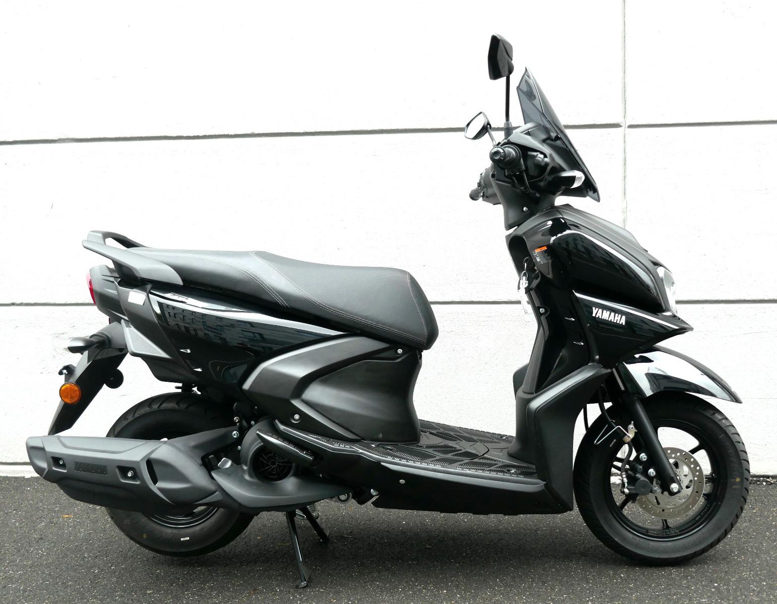 Yamaha RayZR
