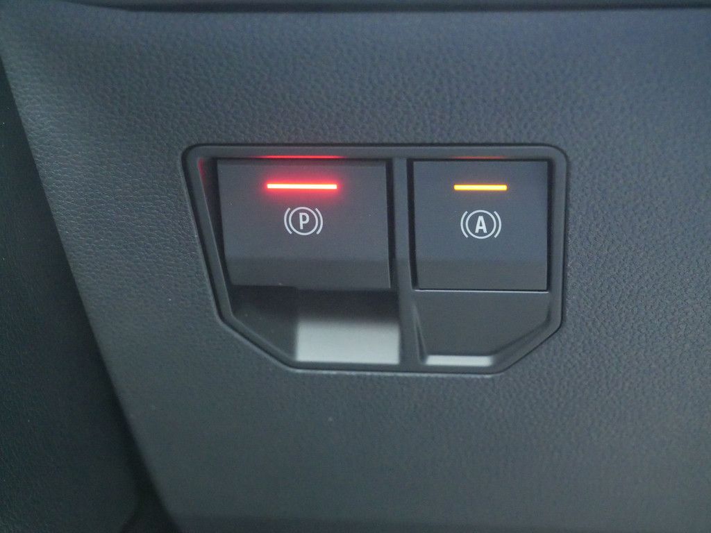 Fahrzeugabbildung Renault Megane E-Tech EV60 220 Iconic