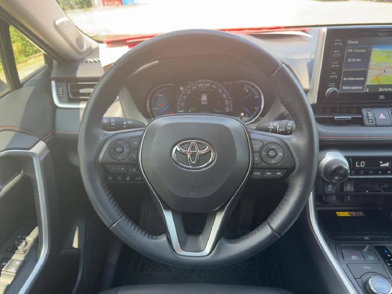 Fahrzeugabbildung Toyota RAV4 2,5 Hybrid 4x4 Adventure*AHK+360°+ACC+JBL*