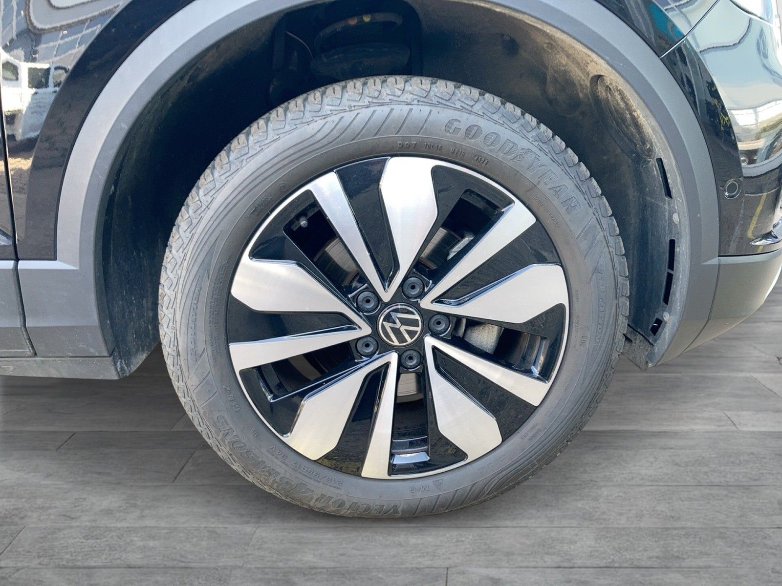 Fahrzeugabbildung Volkswagen T-Roc TSI Goal DSG LEDplus Navi AID ACC SHZ Park