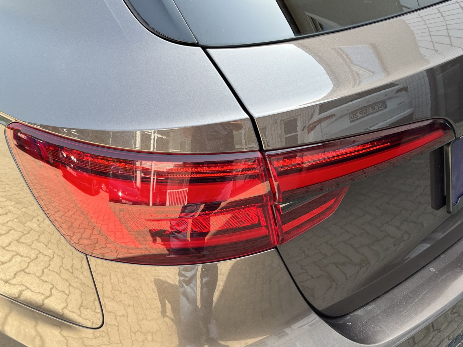 Fahrzeugabbildung Audi A4 DSG sport*S-Line*AHK*Navi*Kamera*u.v.m*