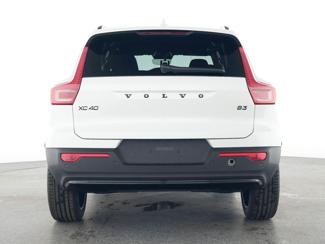 Volvo XC40 B3 Plus Black Edition 2WD