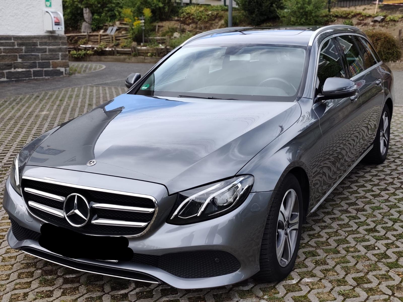 Mercedes-Benz E 220 d 4MATIC Allrad