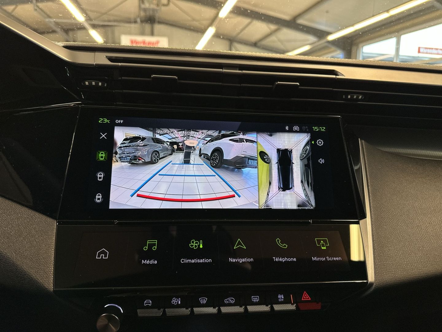 Fahrzeugabbildung Peugeot 308 SW GT HYBRID 145 e-DSC6 Panorama Navi ACC