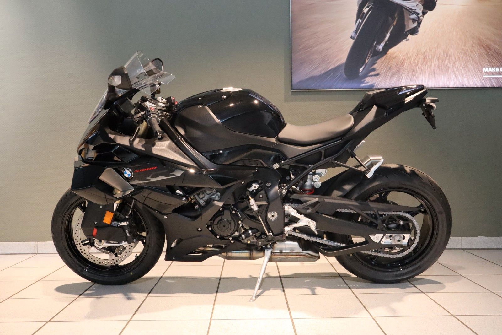 Fahrzeugabbildung BMW S 1000 RR