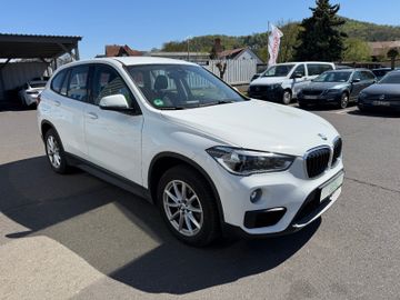 BMW X1 sDrive 18 d Advantage+LED+SHZ+AHK+Navi+Garant