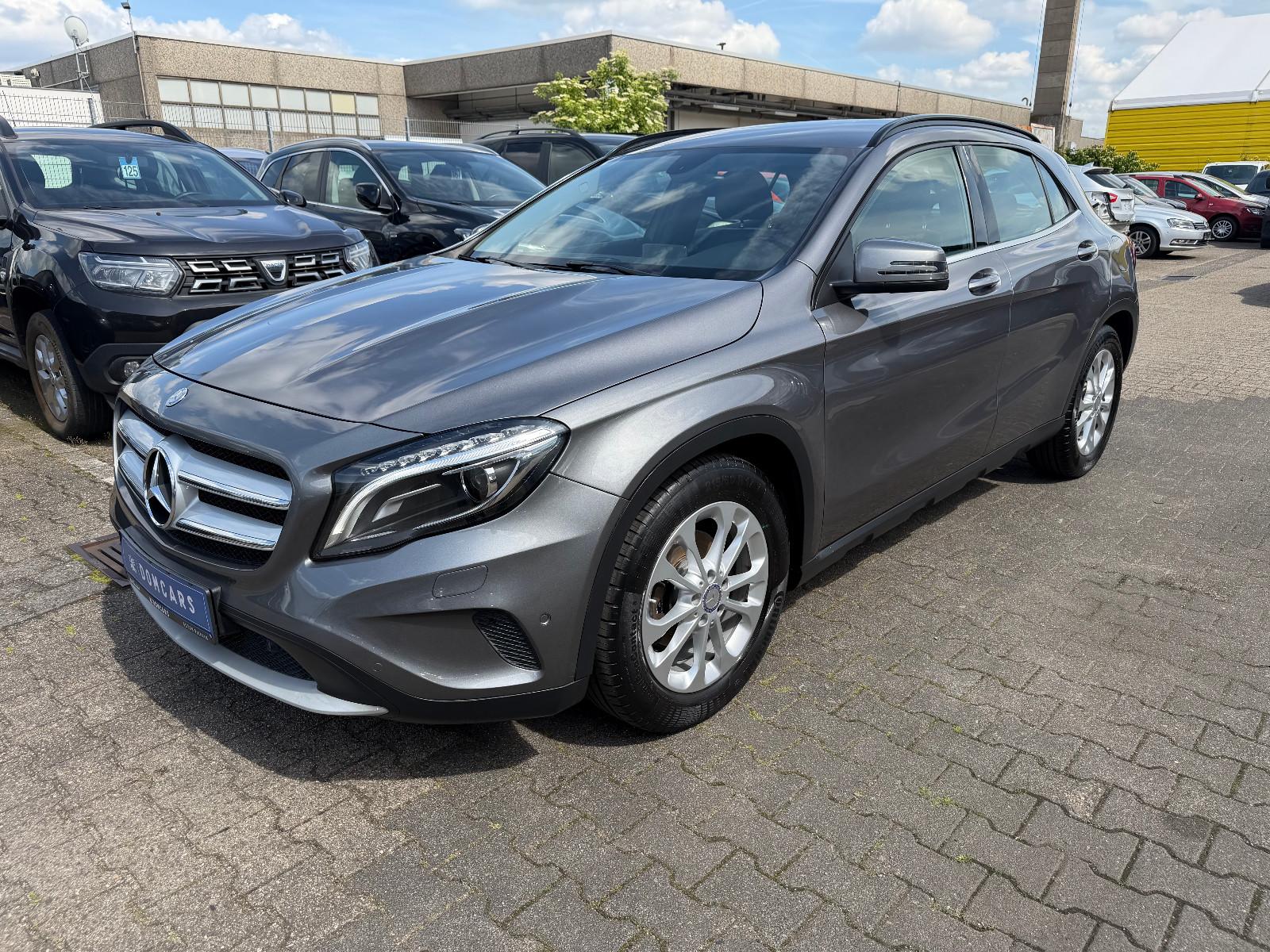 Mercedes-Benz GLA 200 STYLE/BI-XENON/NAVI/PDC/ALU/GARANTIE/