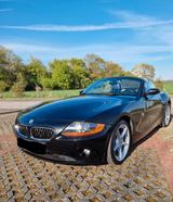 BMW Z4 2.5i - Großes Navi, 8 Fach Bereifung 