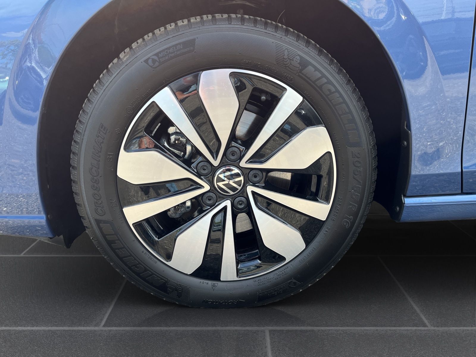 Volkswagen Golf - Bild 8