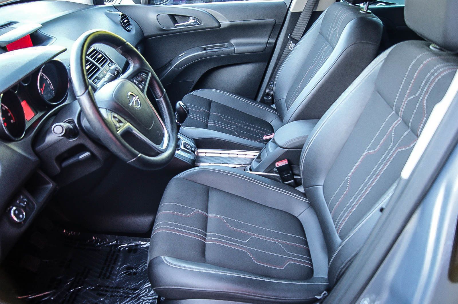 Fahrzeugabbildung Opel Meriva B 1.4Turbo 150 Jahre Opel 1HAND ANHZV PDC