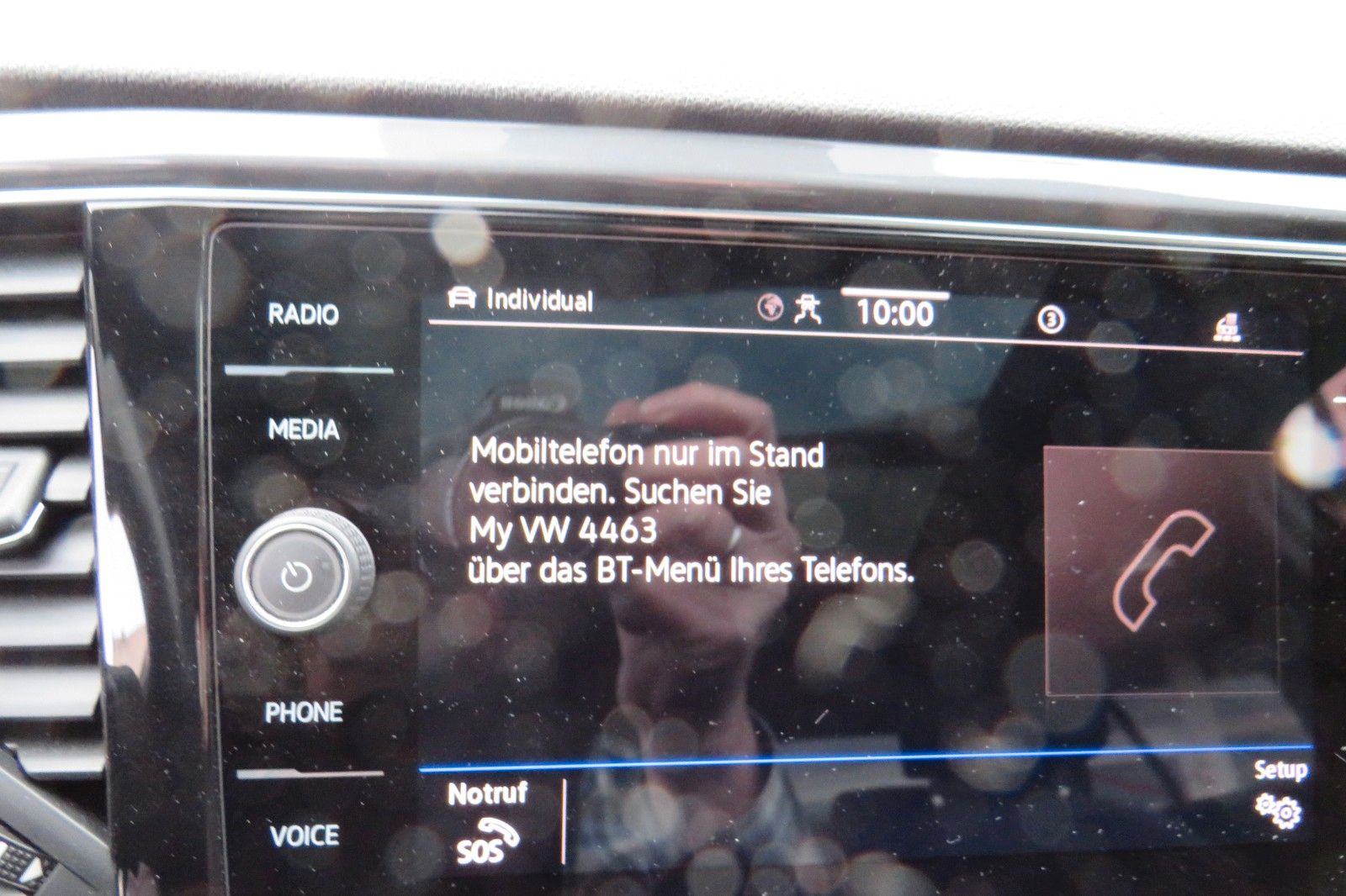 Fahrzeugabbildung Volkswagen T-Roc Sport R-LINE PANO 18`LED NAVI BEATS 1.HD