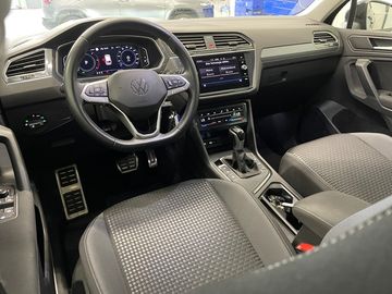 Volkswagen Tiguan - 11