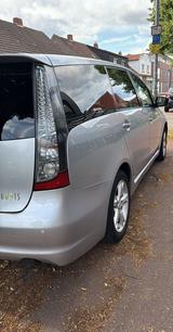 Mitsubishi Grandis Automatik - Mitsubishi Grandis: Kleinbus
