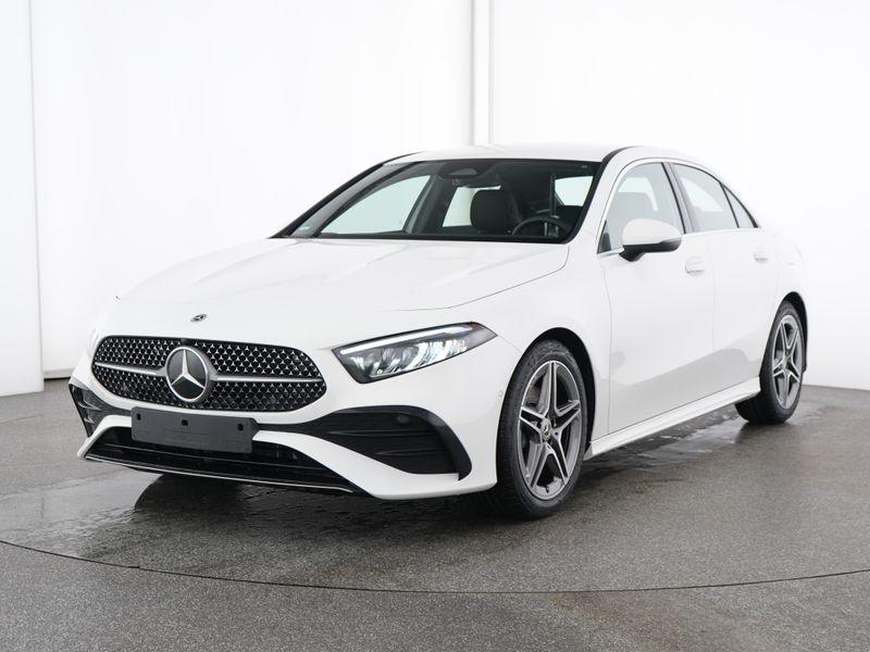 Mercedes-Benz A 180 Limousine AMG Line LED+Kamera+WinterP+MBUX