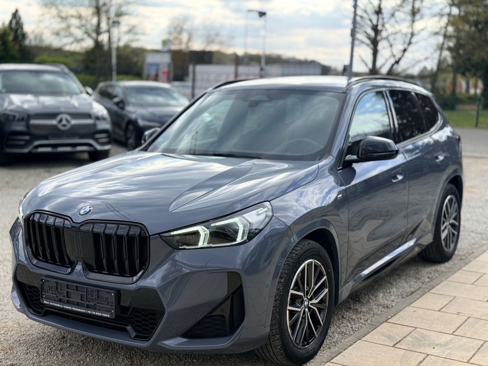 BMW 23d xDrive M Sport AHK DriAssPlus AdapLED Shadow foto 7