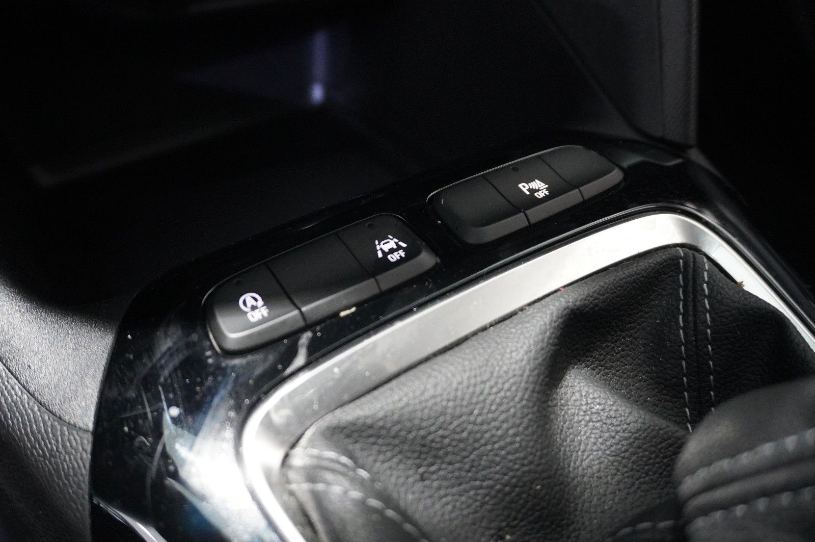 Fahrzeugabbildung Opel Corsa F 1.2 EDITION NAVI/SHZ/SPORT/PDC/TEMP./DAB