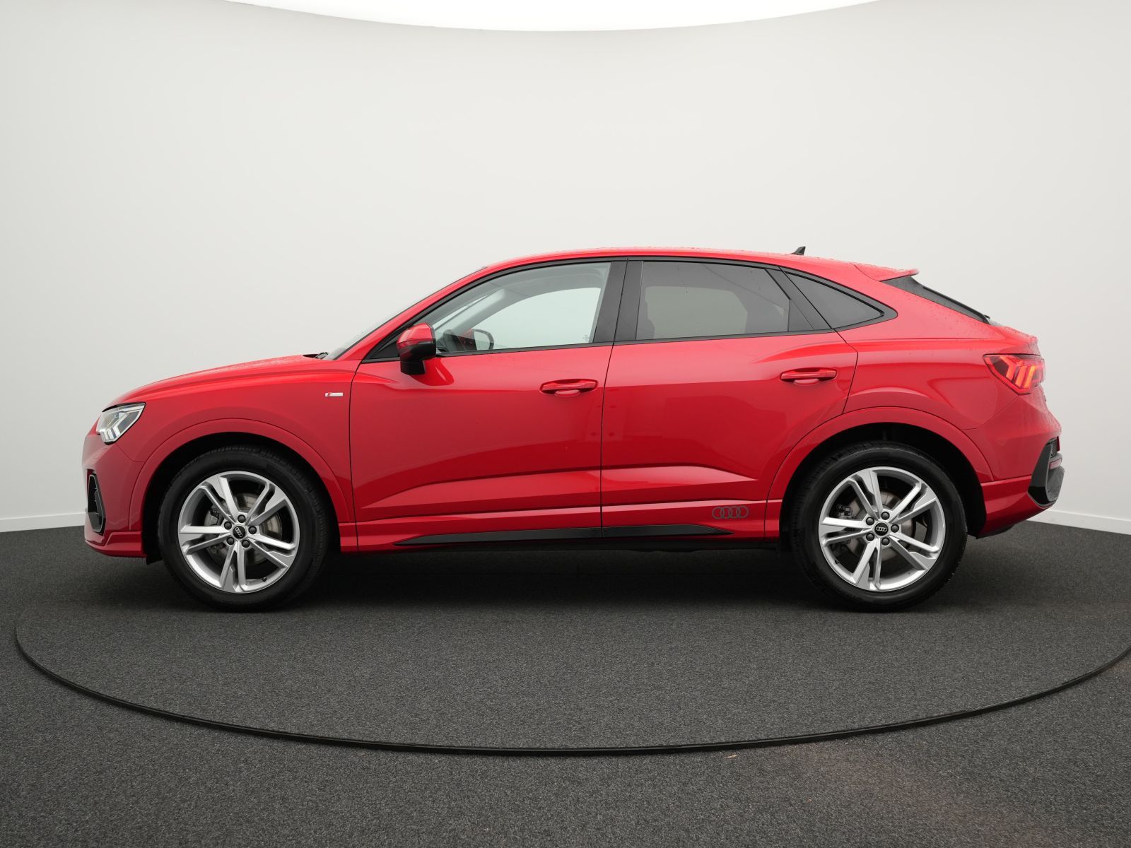 Audi Q3 - Bild 15