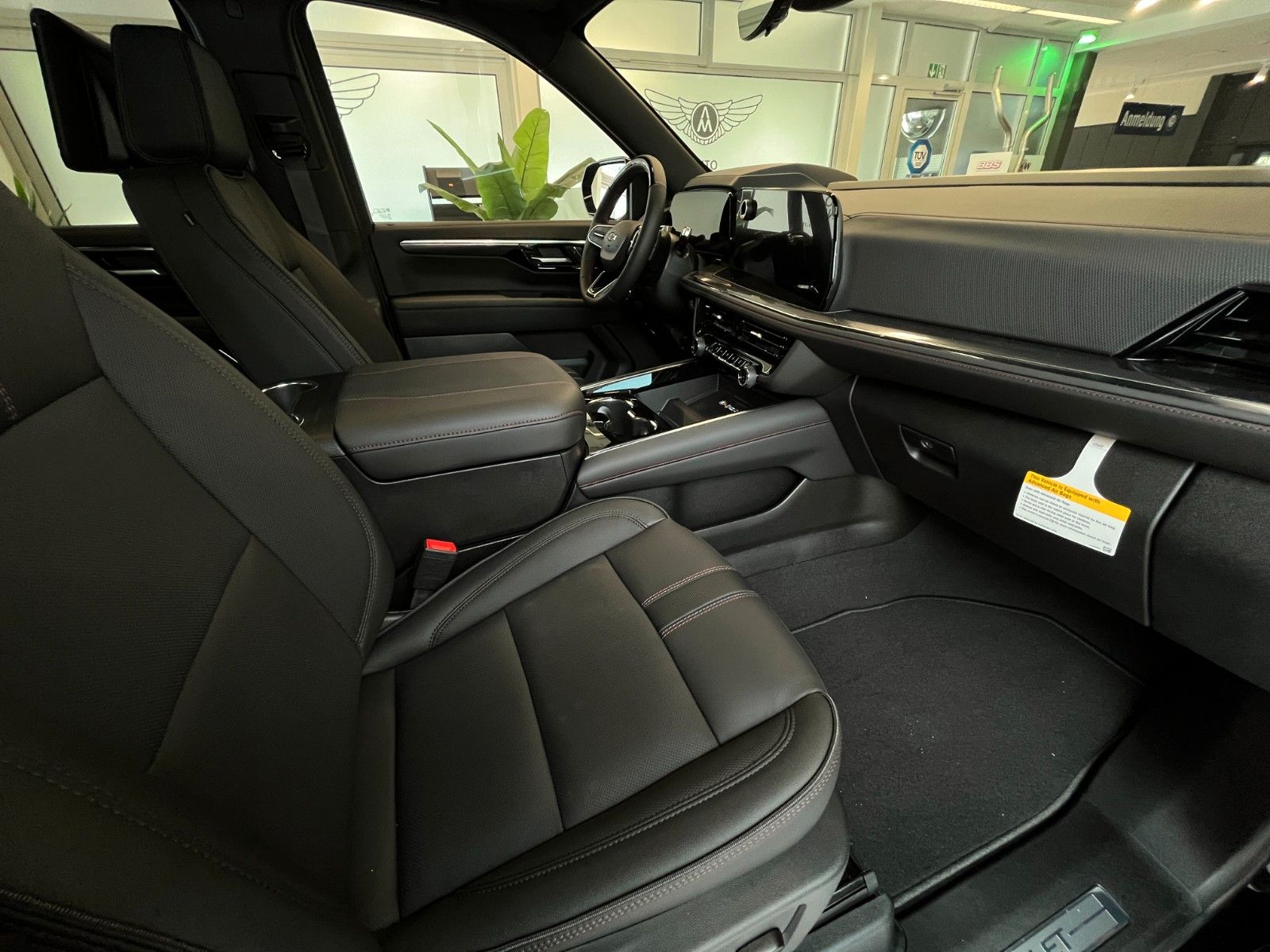 Fahrzeugabbildung Chevrolet Tahoe RST 6.2 V8 LPG