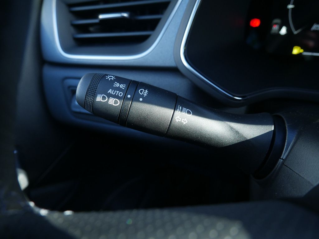 Fahrzeugabbildung Renault Captur Techno TCe 90