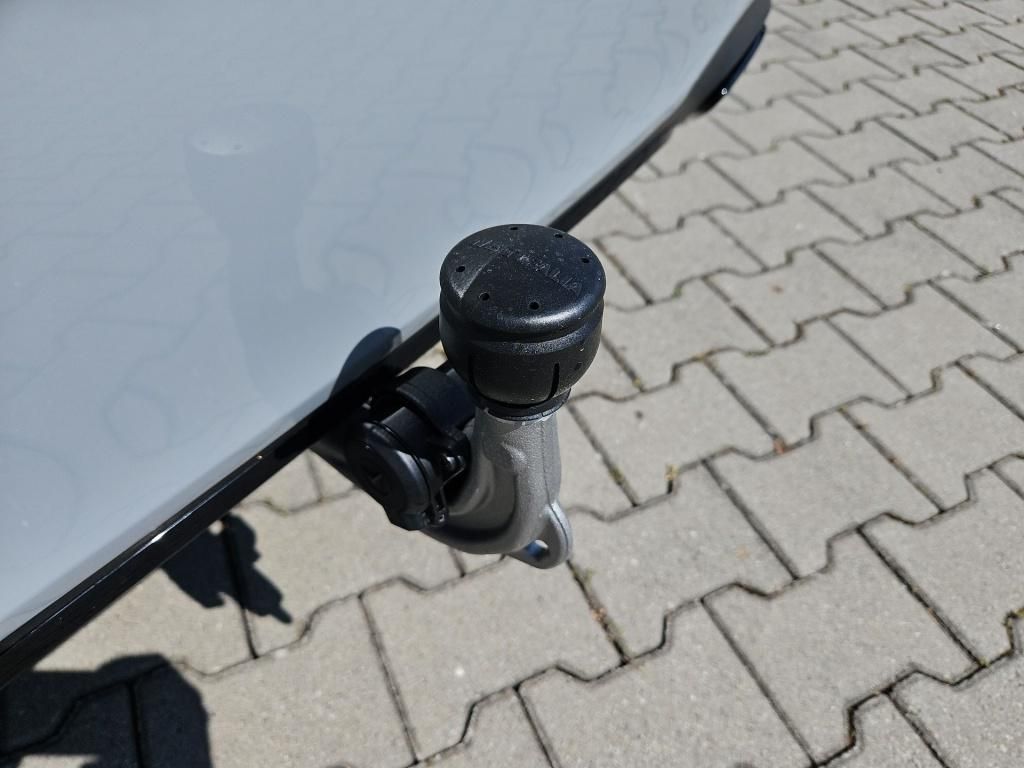 Fahrzeugabbildung Mercedes-Benz A 250 e ++SPECIAL-EDITION+AMG+MULTI+AHK+SOUND++