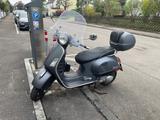 Vespa 300 GTS + Akrapovic - Vespa Motorräder in Stuttgart