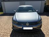 Volkswagen Passat 1.5 TSI Busin. SHZ+PDC+ACC+MFL+Navi+Mass. - Volkswagen Passat: 1.5