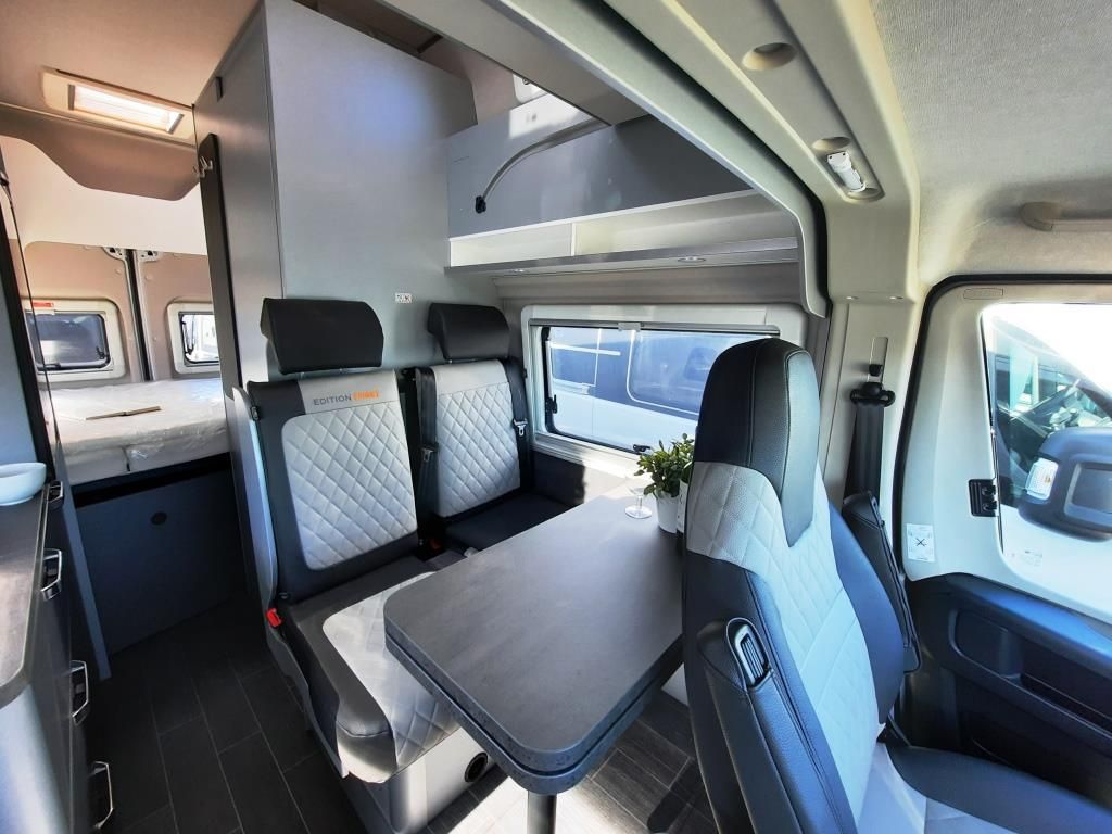 Fahrzeugabbildung Weinsberg CaraBus GREY 600 MQH EDITION [FIRE] Verfüg./Spar