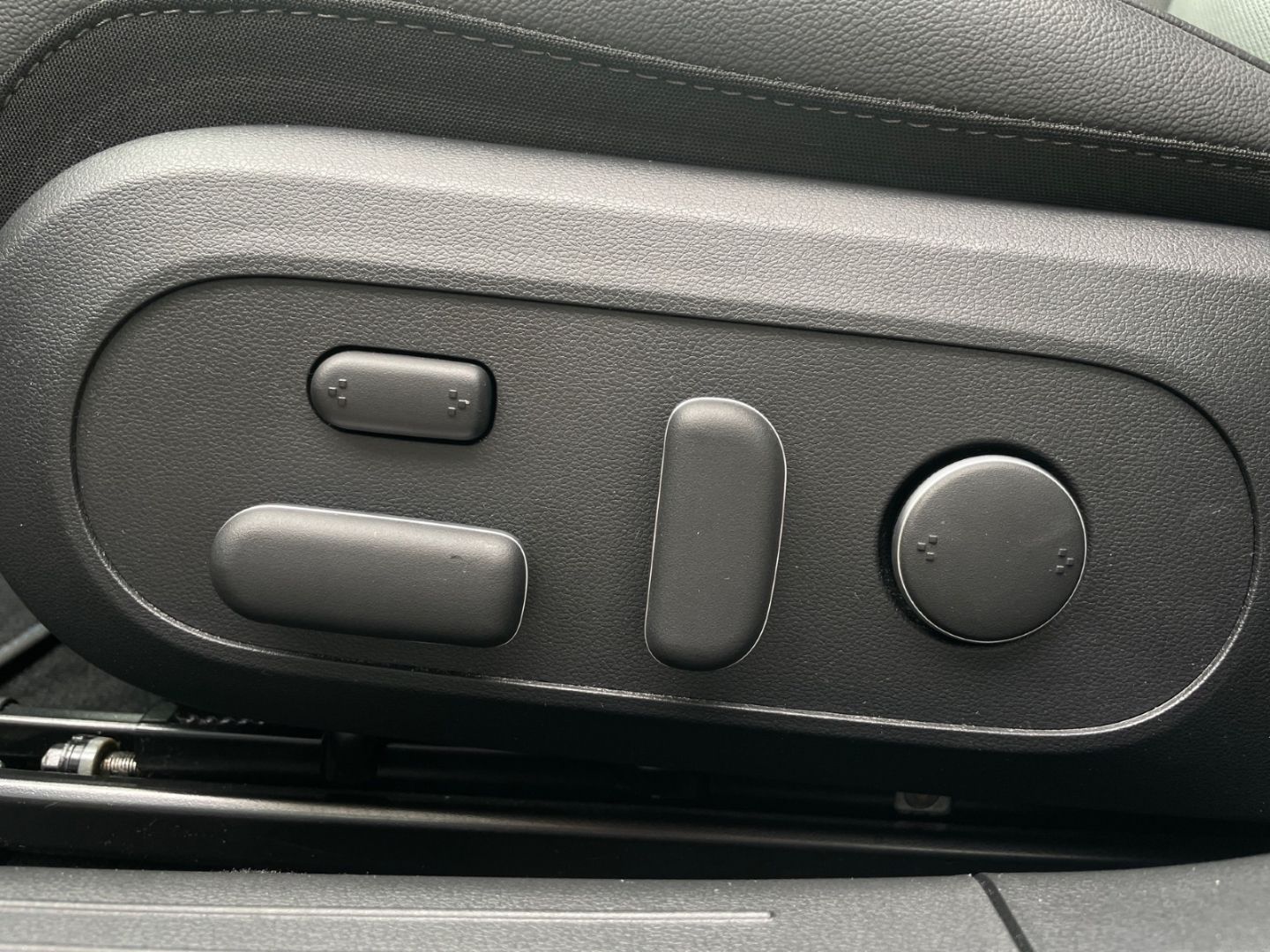 Hyundai IONIQ 6 – Bild 17