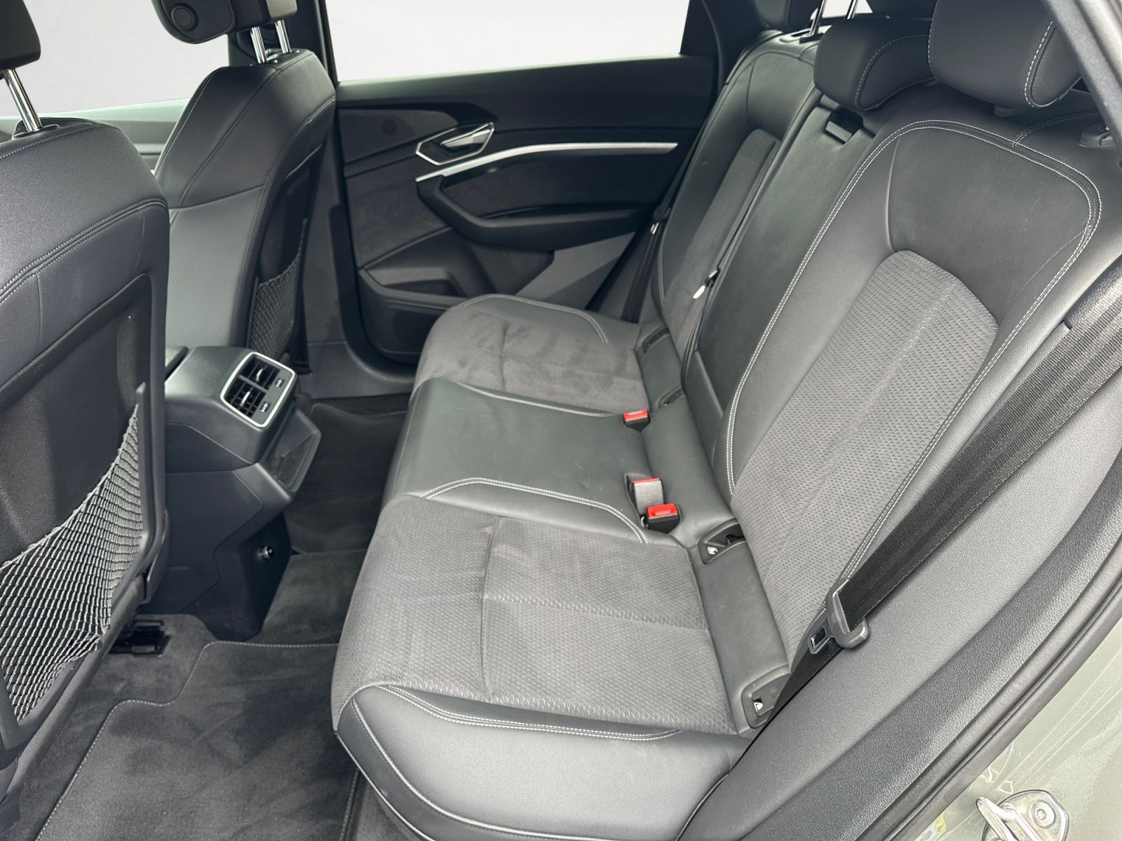 Audi Q8 e-tron - Bild 14