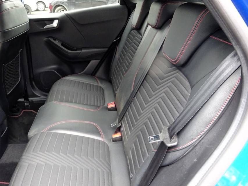 Fahrzeugabbildung Ford Puma 1.0 EcoBoost Mils Hybrid ST-Line
