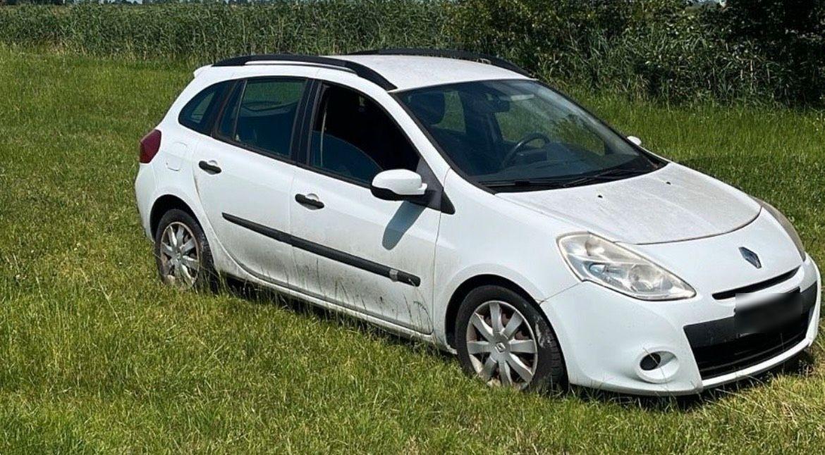 Renault Clio 2012 — rear view