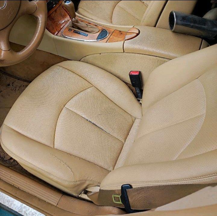 Mercedes-Benz E220 2007 — photo 14