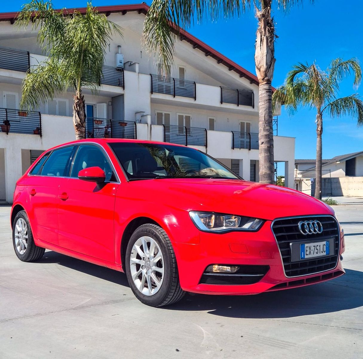 Audi Audi A3 Sedan 1.6 TDI clean diesel S tronic Ambi