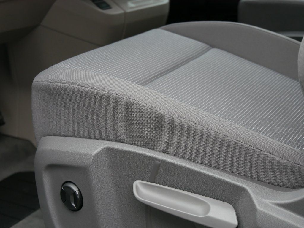 Fahrzeugabbildung Volkswagen T7 California Beach 2.0 TDI DSG AHK