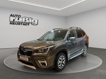 SUBARU FORESTER COMFORT 4WD *LED*AHK*NAVI*KAMERA*
