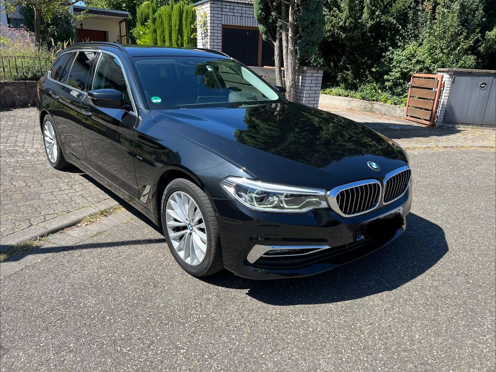 Image of BMW 530