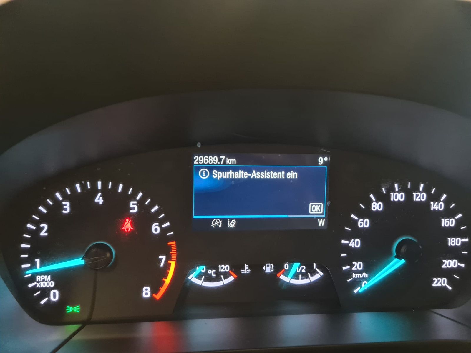 Fahrzeugabbildung Ford Kuga Cool & Connect / LED / NUR 30TKM