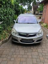 Opel Bis 1.04 700 Opel Vectra Kombi 1.9 cdti n... - Opel Vectra: 1.7