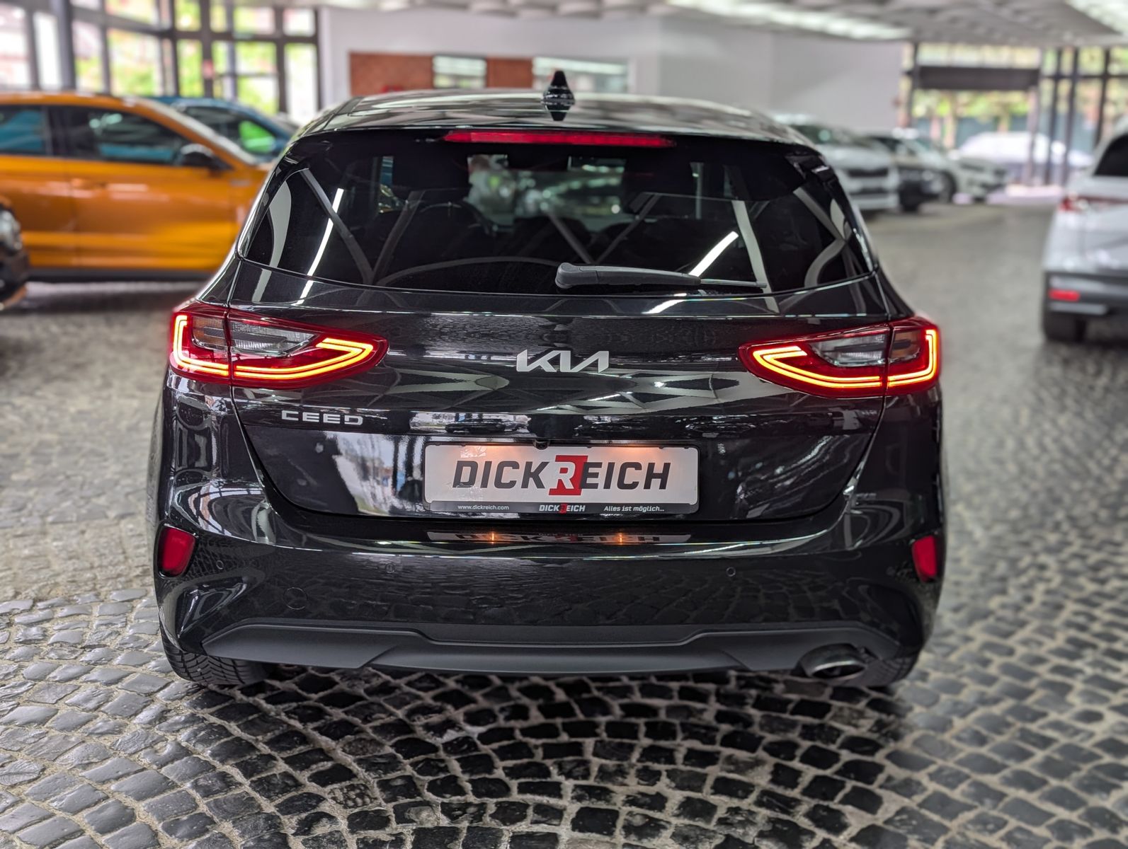 Fahrzeugabbildung Kia cee'd / Ceed 1.5 T-GDI Ultimate Style-Pk SCC JBL