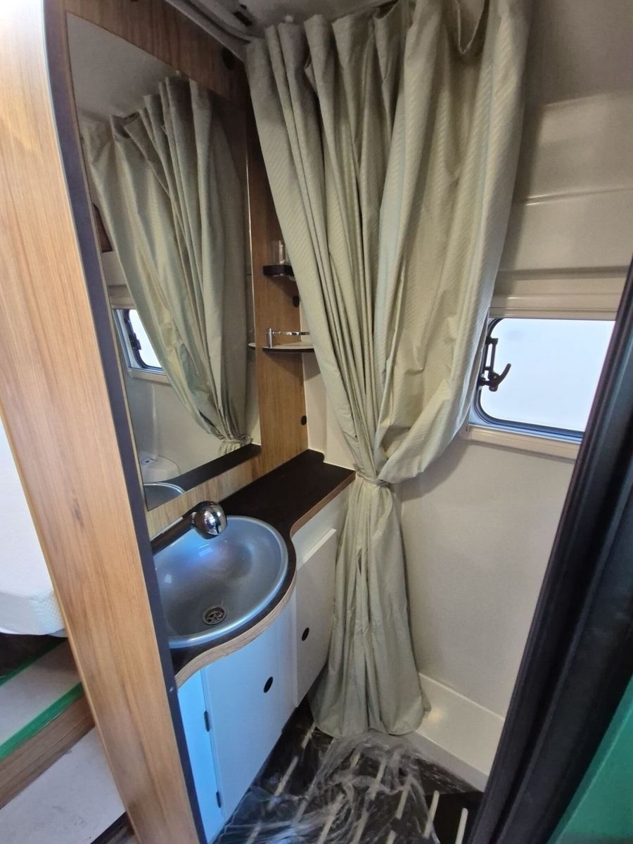 Fahrzeugabbildung Karmann Dexter DE 600 Concept Paket + Alufelgen 16 Zoll