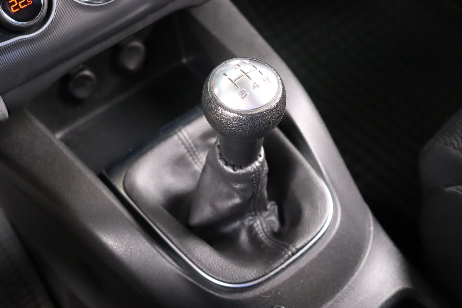 Fahrzeugabbildung Citroën C4 1.6 * HU 03.2028 * Selection