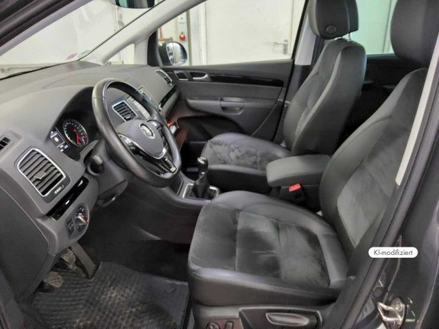 Volkswagen Sharan Highline 1.4 TSI AHK PANO NAVI SHZ ACC foto 5