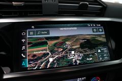 AUDI Q3 40 TFSI quattro S line | MMI Navi | Matrix AUDI Q3 40 TFSI quattro S line | MMI Navi | Matrix