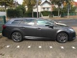 Toyota Avensis 1,6-l-D-4D Business Ed. Touring Spor... - Toyota Avensis aus 2017