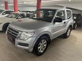 Mitsubishi Pajero 3.2 DI-D 16V aut. 3p. Instyle  - gebrauchte Mitsubishi Pajero aus dem Jahr 2016