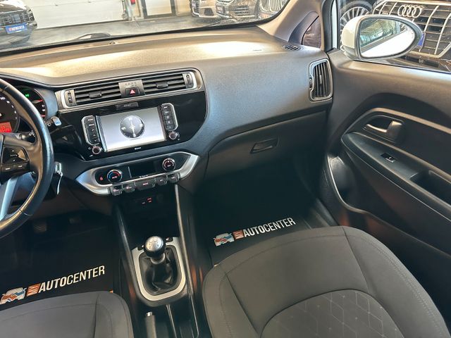 Kia Rio Dream Team *Kamera*Lenkradheizung*