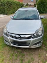 Opel Astra H OPC Line - Opel Astra mit Benzin-Antrieb: Kombi, Opc