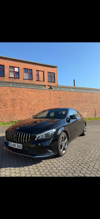 Image of Mercedes-Benz CLA 200